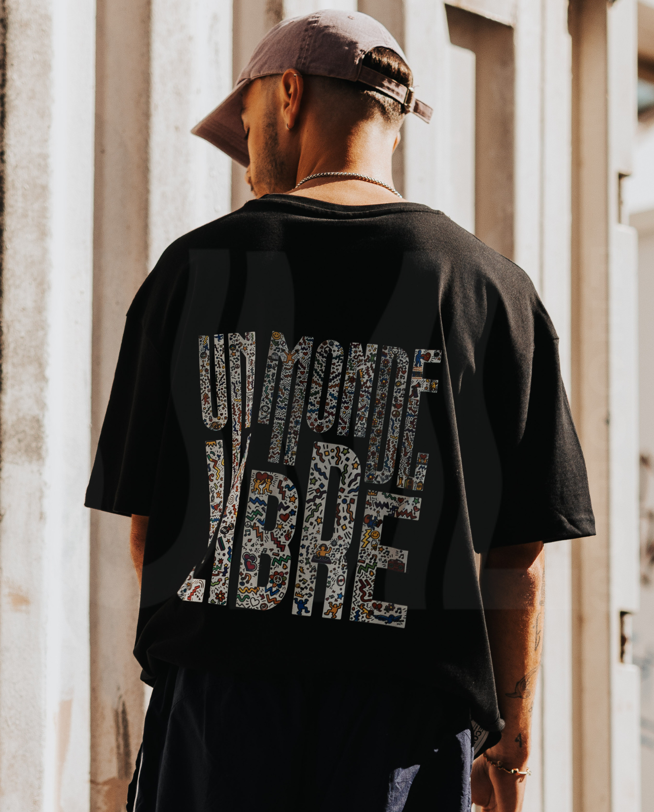 T-shirt Un Monde Libre Pop noir