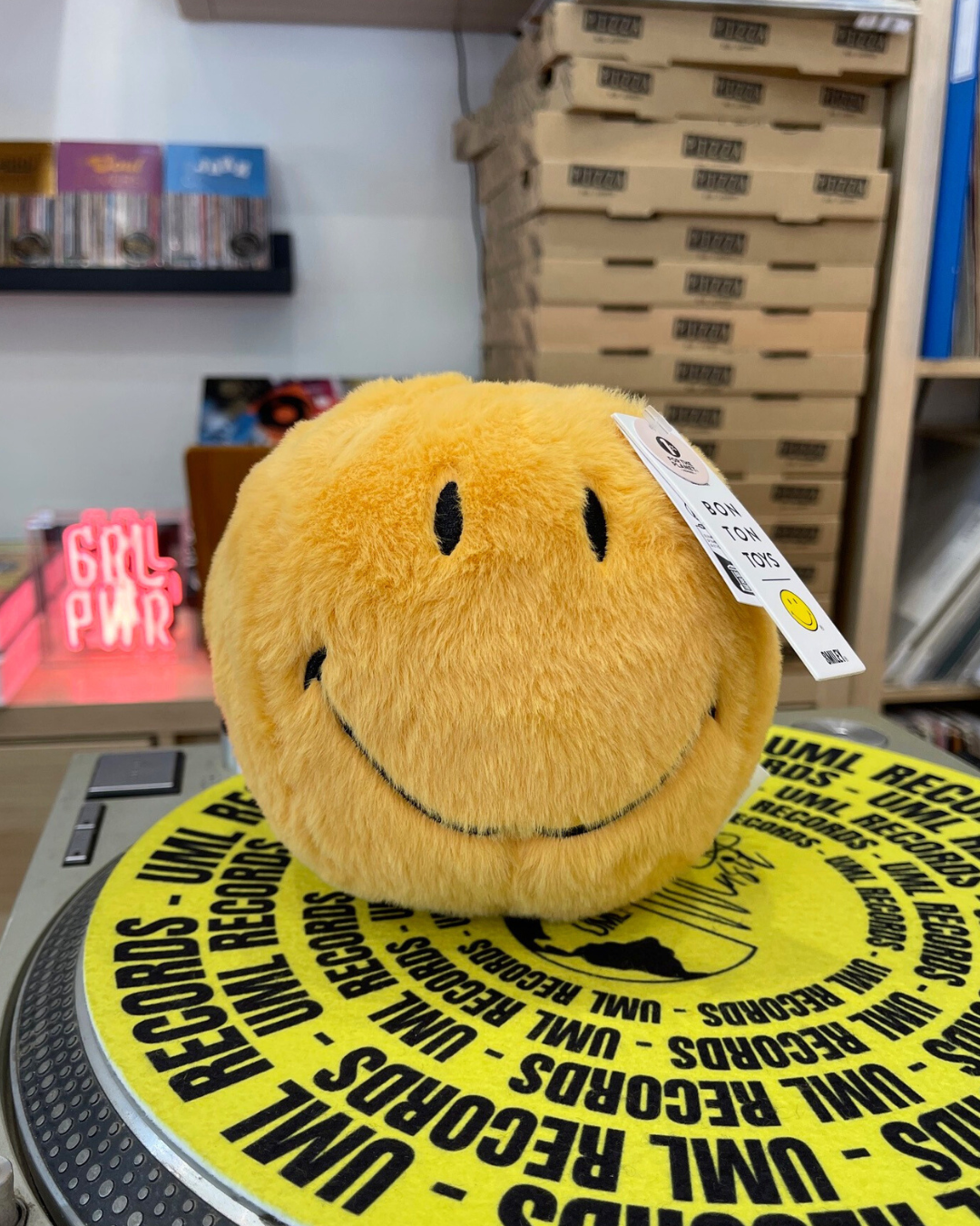 Peluche Smiley jaune 13 cm