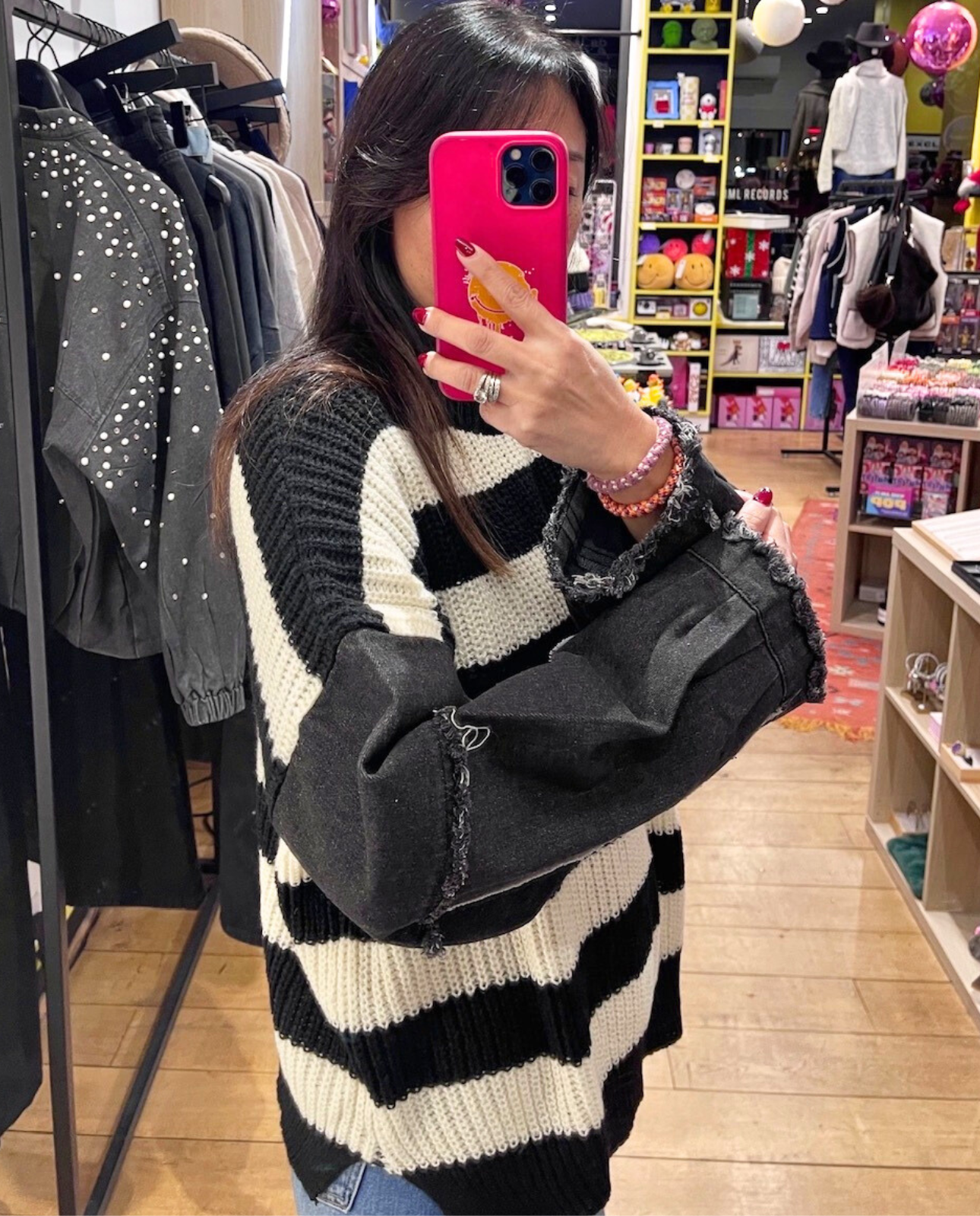 Pullover bi-matière rayé noir et blanc