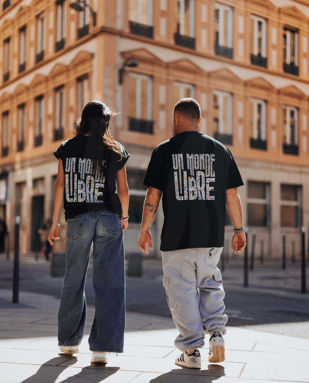 T-shirt Un Monde Libre Pop noir femme