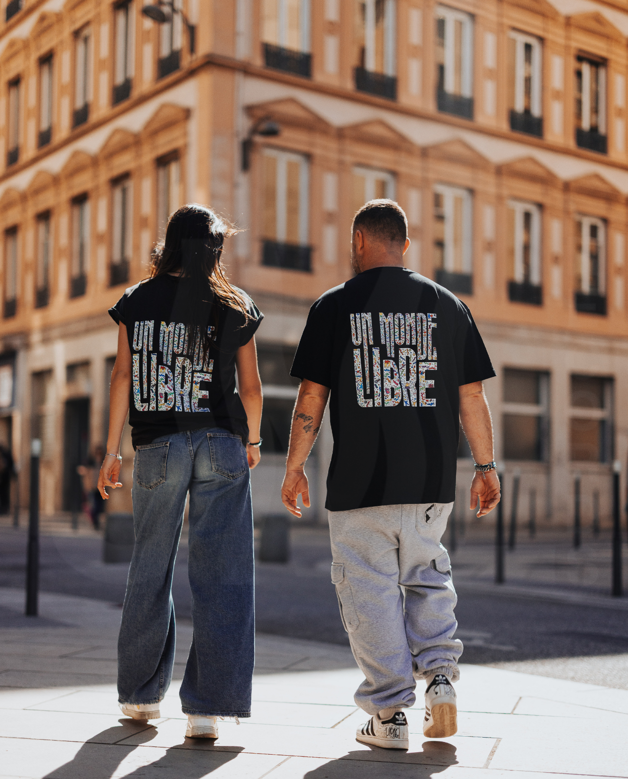 T-shirt Un Monde Libre Pop noir femme